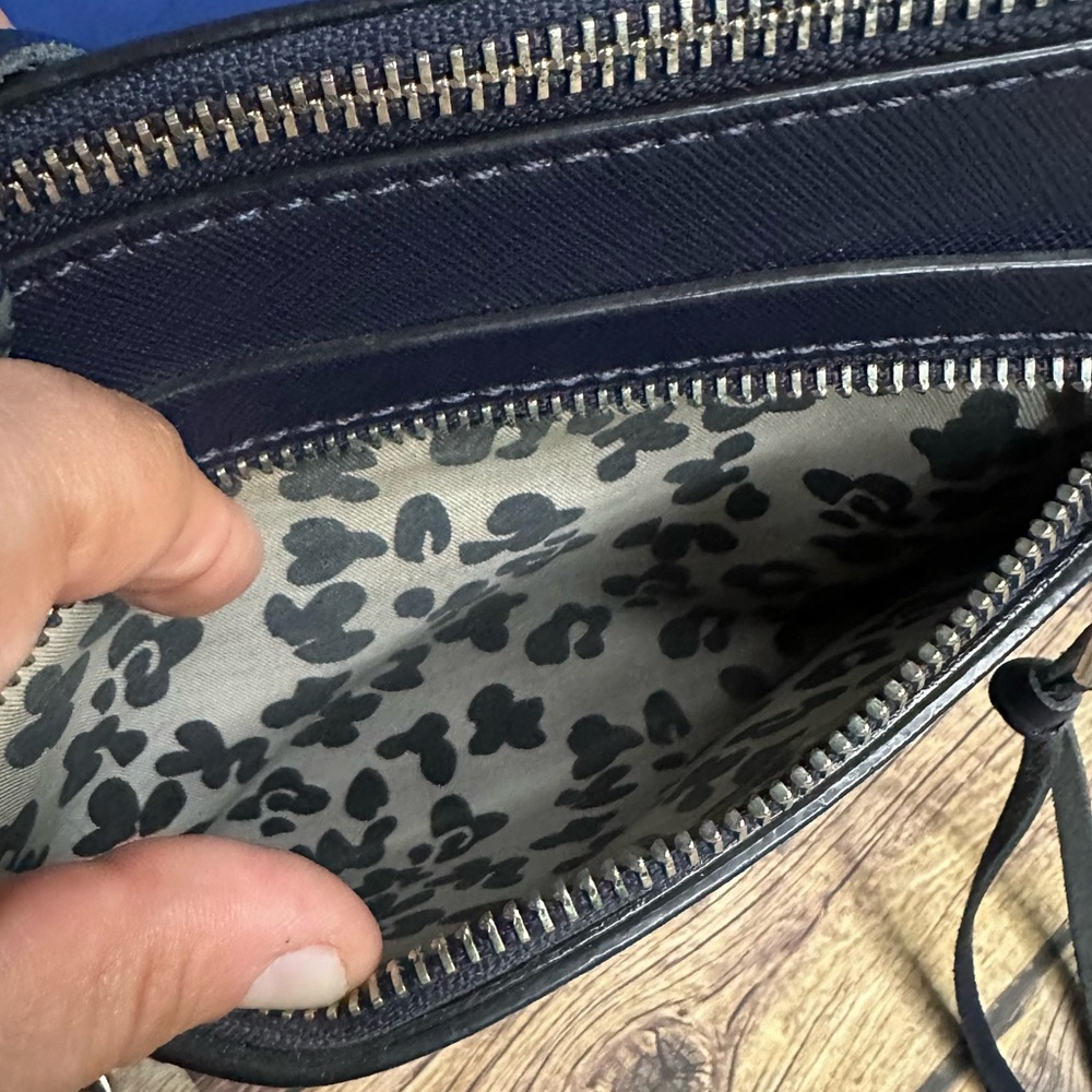EUC Rebecca Minkoff 100% Genuine Leather Crossbody Bag ONE SIZE *Used (Black) - Picture 9 of 16